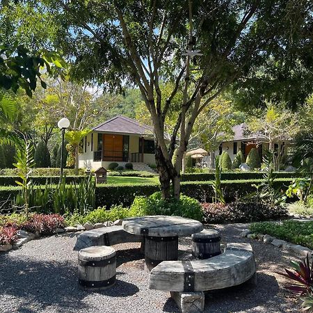 Khaokhab Lodge Nong Nam Daeng Eksteriør bilde